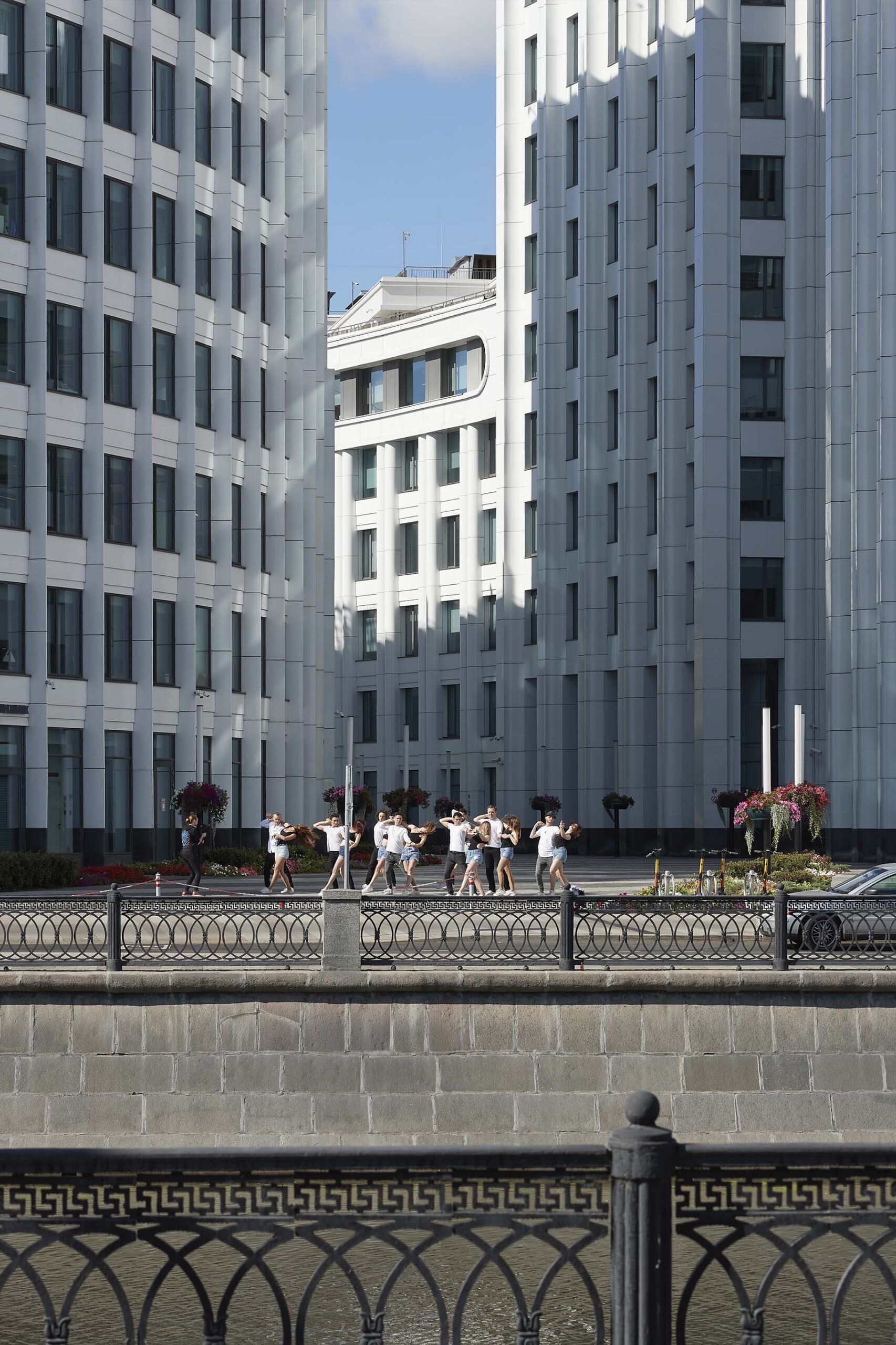 Владислав Айнет